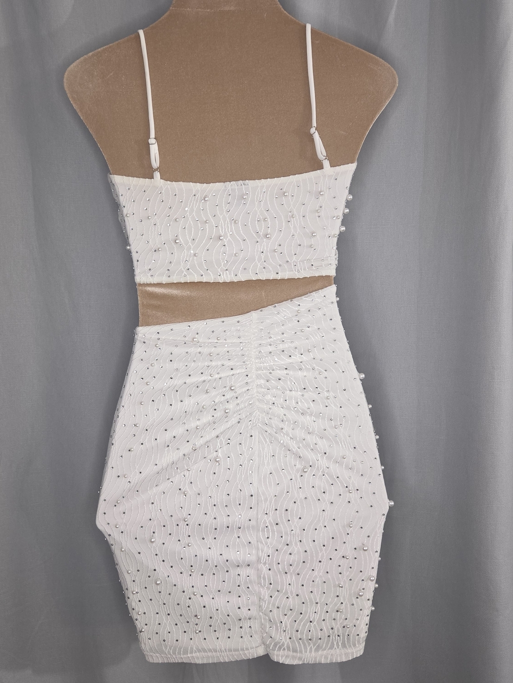 White Embellished Cutout Bodycon Dress With Beads By Windsor Size S Small - Picture 3 of 7
